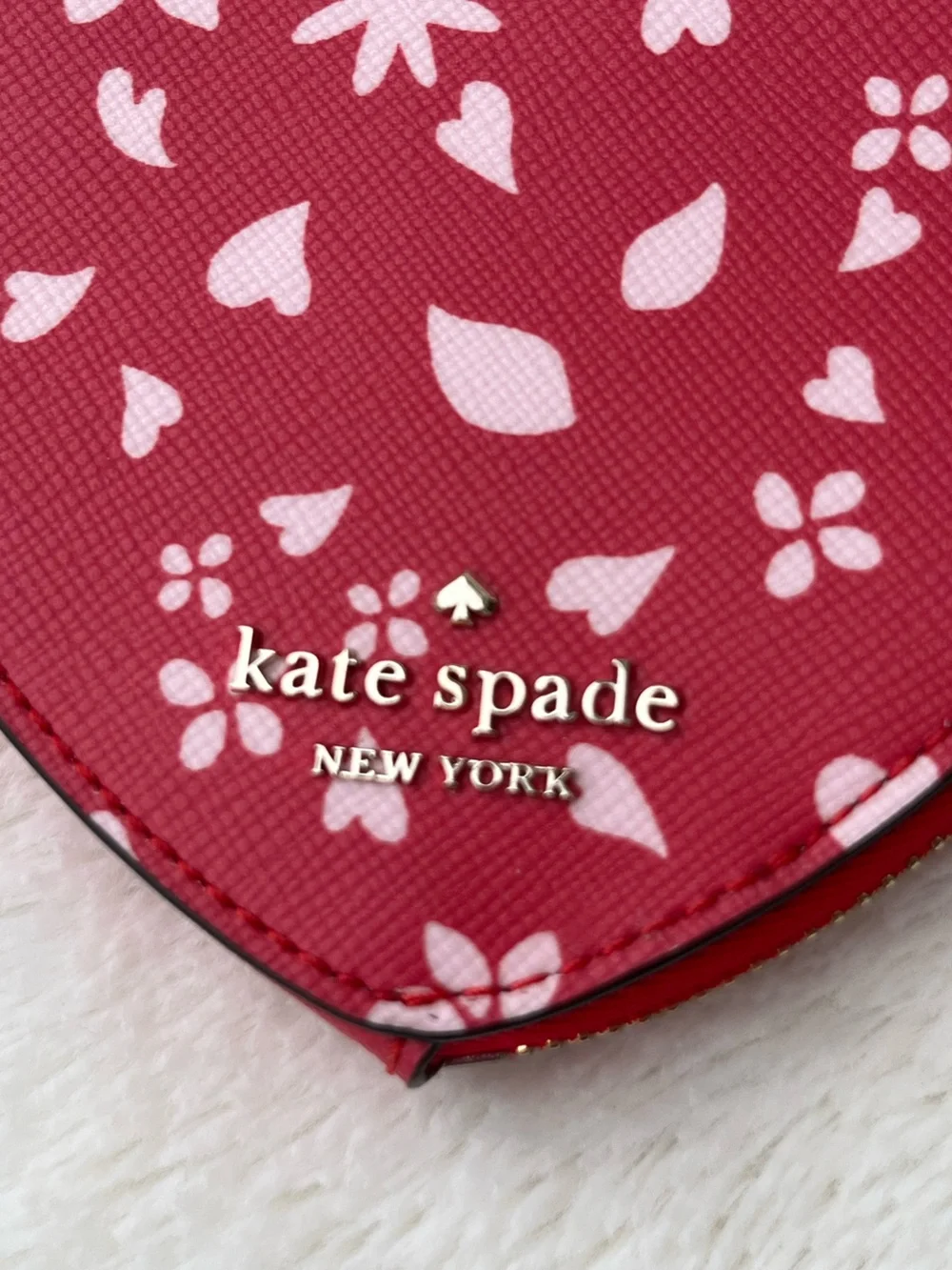 NWOT Kate Spade red and light pink heart coin pouch key fob/coin purse - Picture 5 of 10